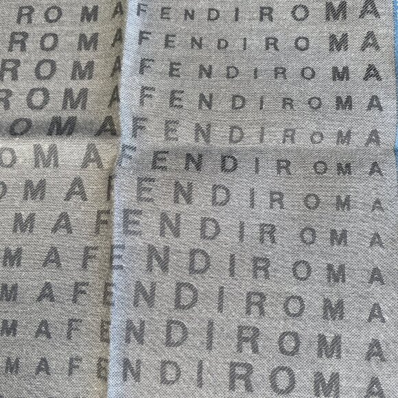 Fendi “Roma” Logo Embroidered Scarf - Picture 5 of 9